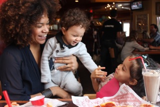 Arisa-Cox-kids