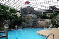 Lamplighter-Pool-and-Waterfall