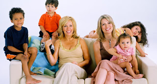 mom-show