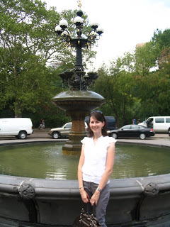 Kate-Friends-Fountain