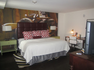 Hotel-Indigo-room