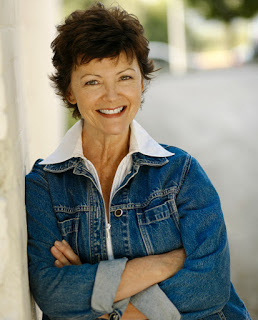 MairlynSmith_Photo